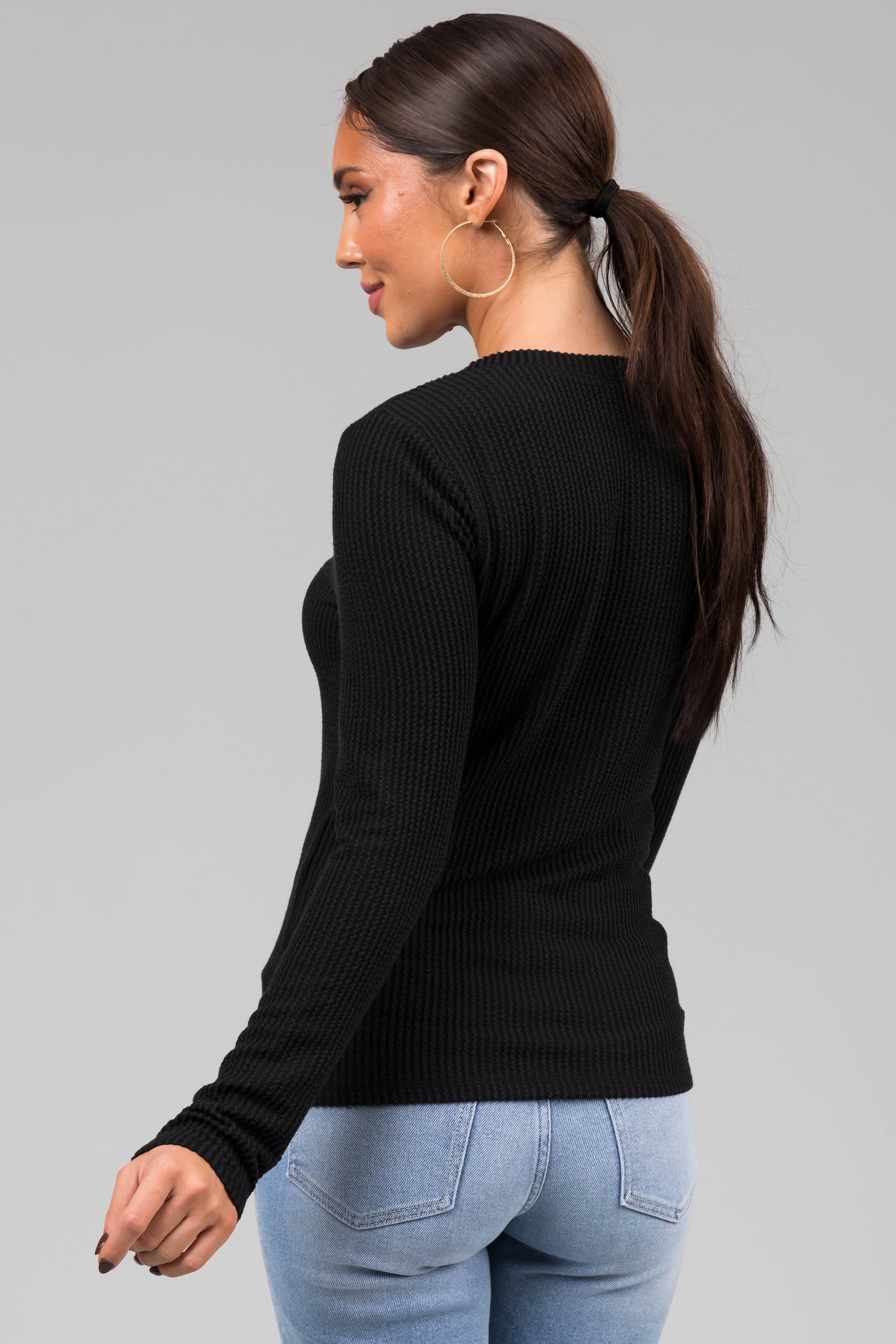 Black Wavy Ribbed Knit Snap Button Top
